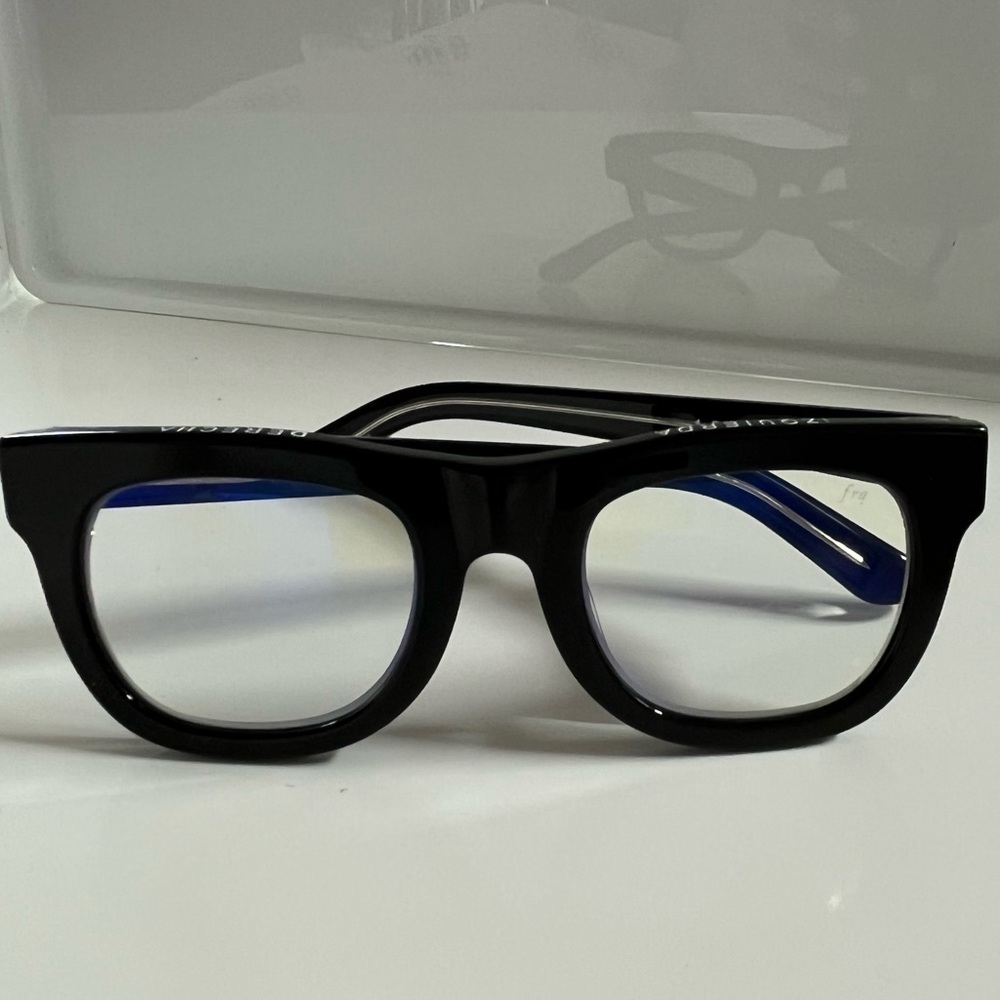CADDIS D28 readers, strength 1.50 Glossy black